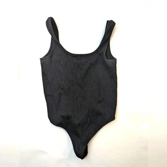 Colsie Seamless Bodysuit / M - Picture 2 of 5